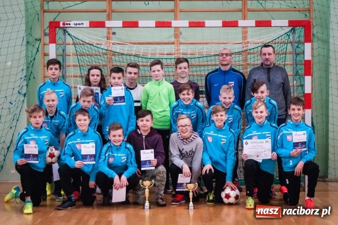 Zdjęcie w galerii na portalu naszraciborz.pl: Zimowa Liga Halowa. Unia Racibórz zdominowała Ligę Mistrzów. Naprzód Rydułtowy wygrał Ligę Europy wiadomości z regionu