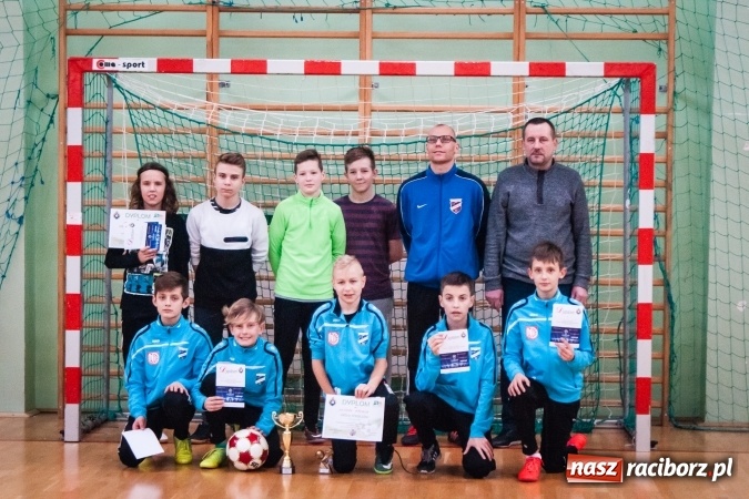 Zdjęcie w galerii na portalu naszraciborz.pl: Zimowa Liga Halowa. Unia Racibórz zdominowała Ligę Mistrzów. Naprzód Rydułtowy wygrał Ligę Europy wiadomości z regionu