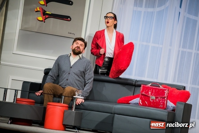 Zdjęcie w galerii na portalu naszraciborz.pl: Krakowska Bagatela z Magdą Walach wystąpiła w Raciborskim Centrum Kultury wiadomości z regionu