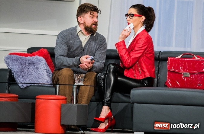 Zdjęcie w galerii na portalu naszraciborz.pl: Krakowska Bagatela z Magdą Walach wystąpiła w Raciborskim Centrum Kultury wiadomości z regionu