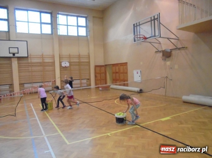 Zdjęcie w galerii na portalu naszraciborz.pl: TKKF Rafako maluchom  wiadomości z regionu