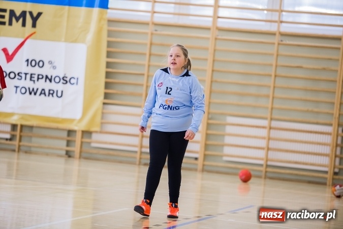 Zdjęcie w galerii na portalu naszraciborz.pl: 7. Turniej Piłki Ręcznej Dziewcząt o Puchar Starosty Raciborskiego wiadomości z regionu