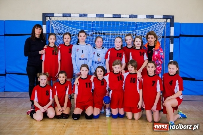 Zdjęcie w galerii na portalu naszraciborz.pl: 7. Turniej Piłki Ręcznej Dziewcząt o Puchar Starosty Raciborskiego wiadomości z regionu