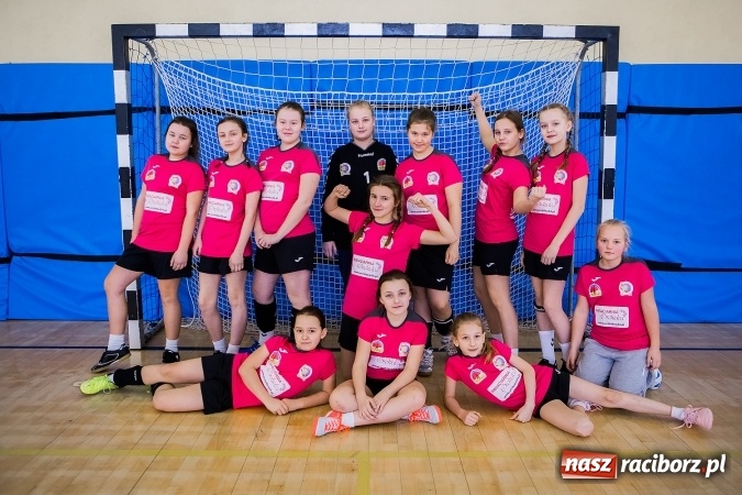 Zdjęcie w galerii na portalu naszraciborz.pl: 7. Turniej Piłki Ręcznej Dziewcząt o Puchar Starosty Raciborskiego wiadomości z regionu