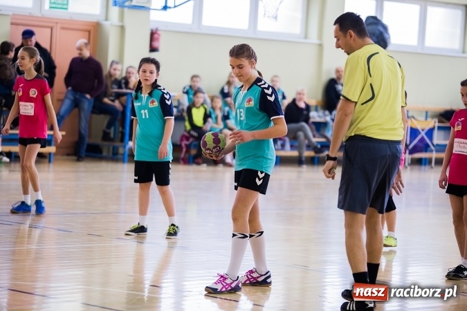 Zdjęcie w galerii na portalu naszraciborz.pl: 7. Turniej Piłki Ręcznej Dziewcząt o Puchar Starosty Raciborskiego wiadomości z regionu