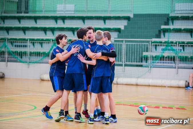 Zdjęcie w galerii na portalu naszraciborz.pl: Jastrzębski Węgiel i MOSM Tychy lepszy od młodzików AZS Rafako wiadomości z regionu