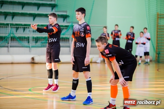 Zdjęcie w galerii na portalu naszraciborz.pl: Jastrzębski Węgiel i MOSM Tychy lepszy od młodzików AZS Rafako wiadomości z regionu