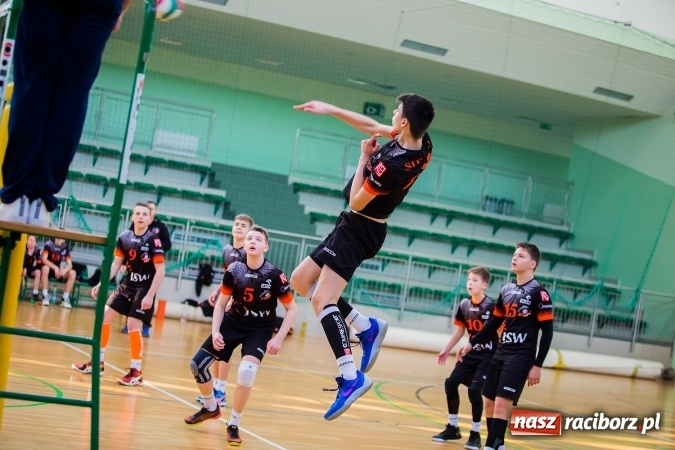 Zdjęcie w galerii na portalu naszraciborz.pl: Jastrzębski Węgiel i MOSM Tychy lepszy od młodzików AZS Rafako wiadomości z regionu