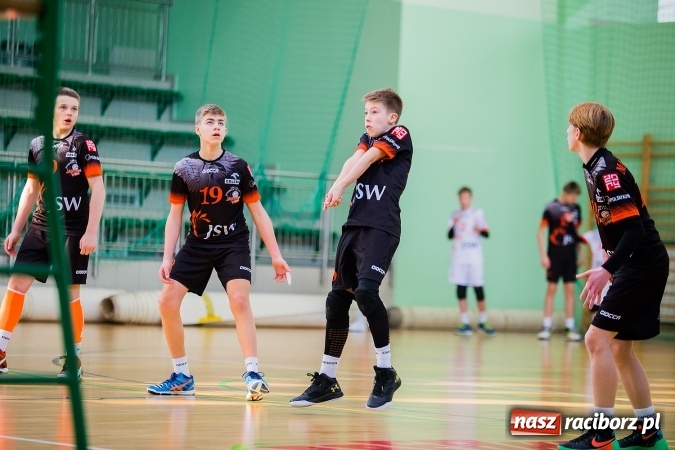 Zdjęcie w galerii na portalu naszraciborz.pl: Jastrzębski Węgiel i MOSM Tychy lepszy od młodzików AZS Rafako wiadomości z regionu