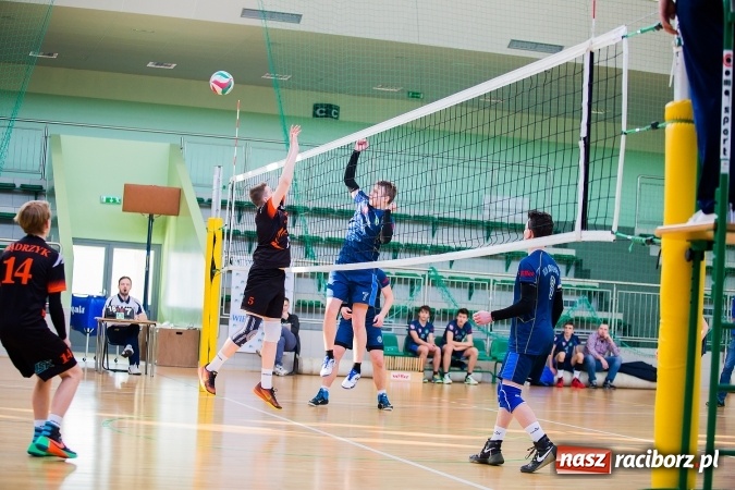 Zdjęcie w galerii na portalu naszraciborz.pl: Jastrzębski Węgiel i MOSM Tychy lepszy od młodzików AZS Rafako wiadomości z regionu