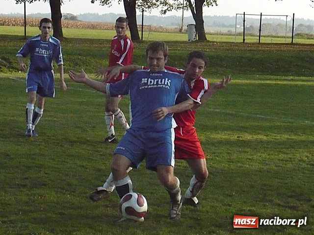 Zdjęcie w galerii na portalu naszraciborz.pl: Klasa A: Nie taki diabeł straszny w Krzanowicach wiadomości z regionu