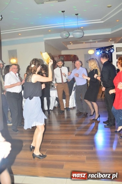 Zdjęcie w galerii na portalu naszraciborz.pl: Zabawa do białego rana, czyli z wizytą na balu charytatywnym ZSS wiadomości z regionu