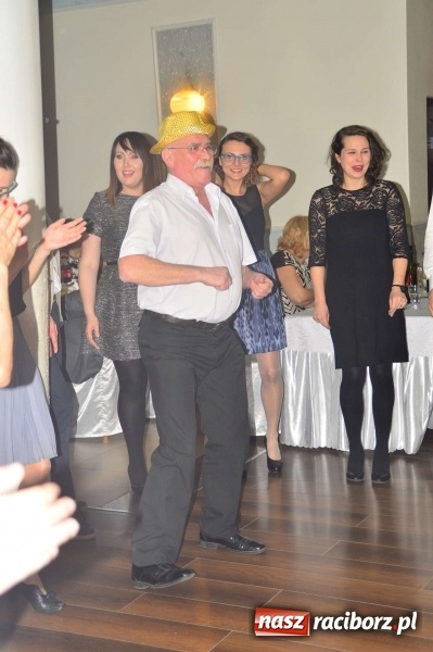 Zdjęcie w galerii na portalu naszraciborz.pl: Zabawa do białego rana, czyli z wizytą na balu charytatywnym ZSS wiadomości z regionu
