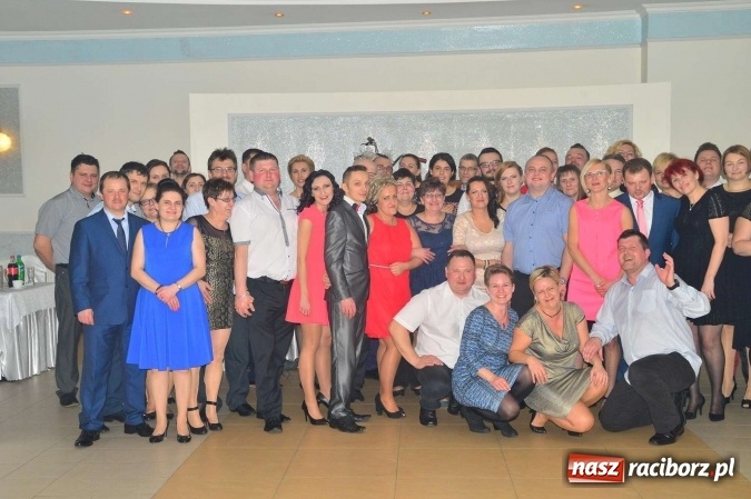 Zdjęcie w galerii na portalu naszraciborz.pl: Zabawa do białego rana, czyli z wizytą na balu charytatywnym ZSS wiadomości z regionu