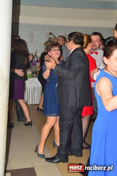 Zdjęcie w galerii na portalu naszraciborz.pl: Zabawa do białego rana, czyli z wizytą na balu charytatywnym ZSS wiadomości z regionu