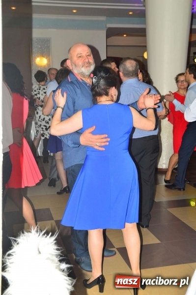 Zdjęcie w galerii na portalu naszraciborz.pl: Zabawa do białego rana, czyli z wizytą na balu charytatywnym ZSS wiadomości z regionu