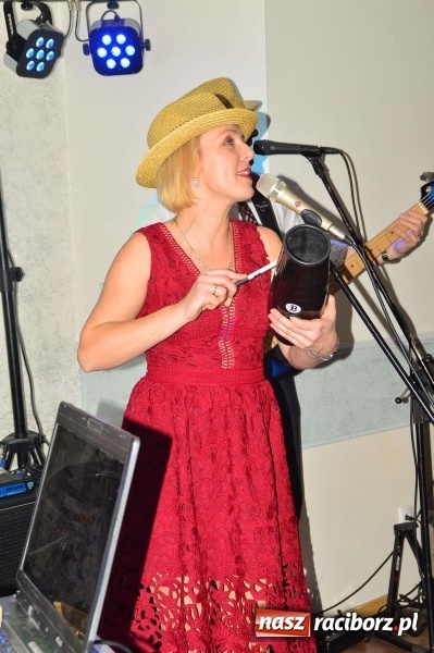 Zdjęcie w galerii na portalu naszraciborz.pl: Zabawa do białego rana, czyli z wizytą na balu charytatywnym ZSS wiadomości z regionu