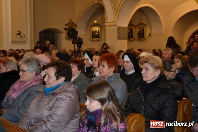 Zdjęcie w galerii na portalu naszraciborz.pl: Muzyka nie zna granic - polskie i czeskie chóry wystąpiły w Krzyżanowicach wiadomości z regionu