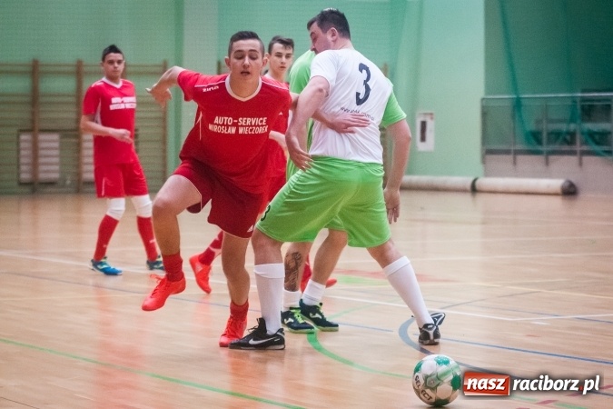 Zdjęcie w galerii na portalu naszraciborz.pl: HLPN: PGF Agencja Kredytowa 24 mistrzem II ligi wiadomości z regionu