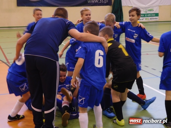 Zdjęcie w galerii na portalu naszraciborz.pl: Unia Racibórz najlepsza na turnieju w Łaziskach Górnych wiadomości z regionu