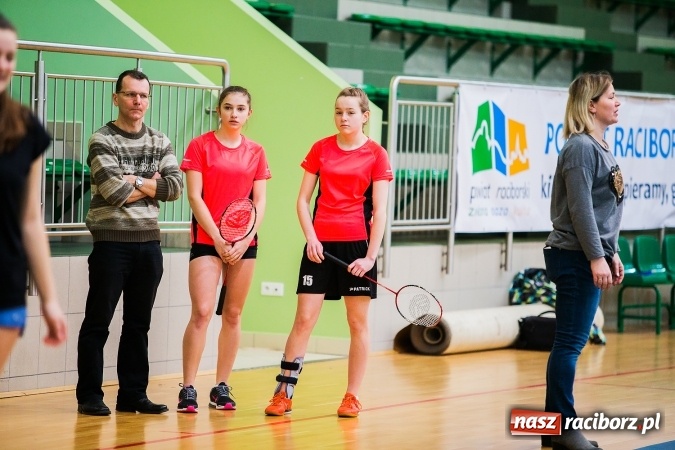 Zdjęcie w galerii na portalu naszraciborz.pl: Powiatowy finał badmintona szkół gimnazjalnych wiadomości z regionu