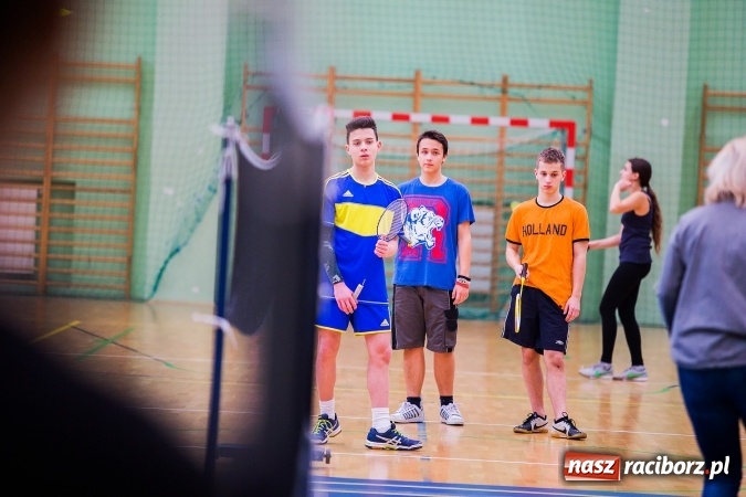 Zdjęcie w galerii na portalu naszraciborz.pl: Powiatowy finał badmintona szkół gimnazjalnych wiadomości z regionu