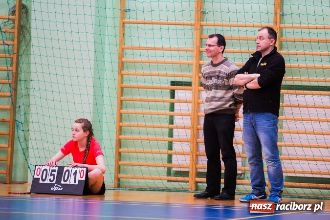 Zdjęcie w galerii na portalu naszraciborz.pl: Powiatowy finał badmintona szkół gimnazjalnych wiadomości z regionu