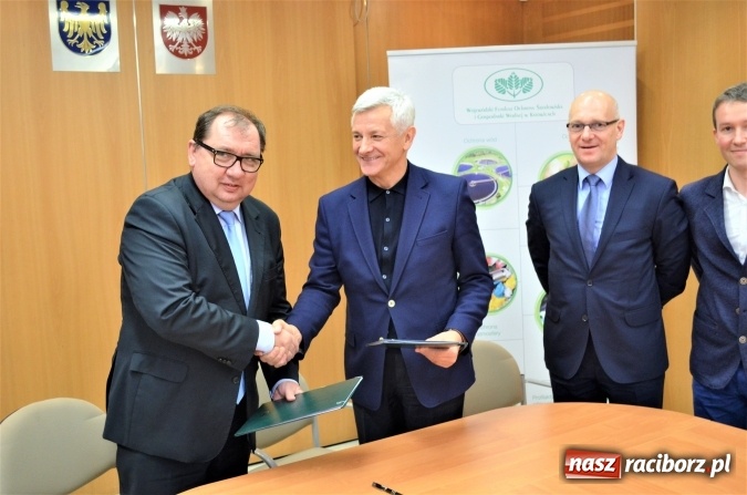 Zdjęcie w galerii na portalu naszraciborz.pl: WFOŚiGW w Katowicach podpisał umowę z MPGK Katowice wiadomości z regionu