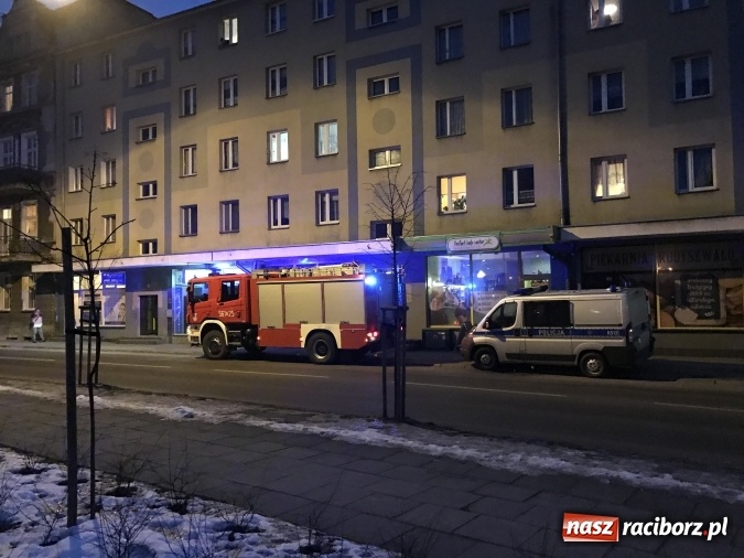 Zdjęcie w galerii na portalu naszraciborz.pl: Granaty i pociski w piwnicy przy Wojska Polskiego! Policja ewakuowała mieszkańców wiadomości z regionu
