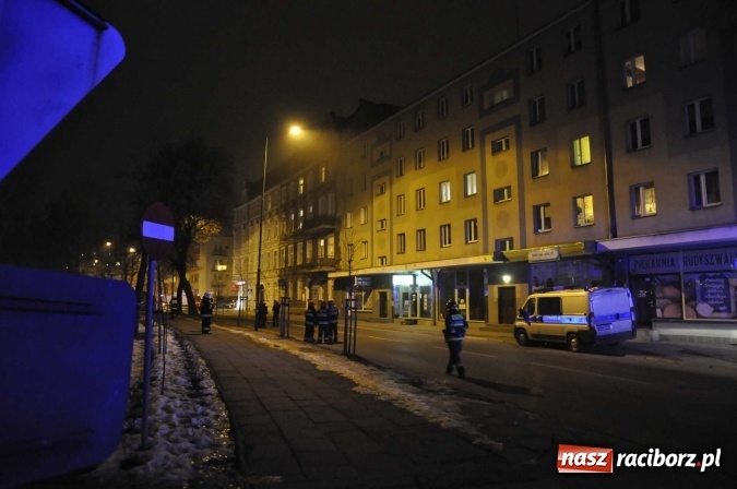Zdjęcie w galerii na portalu naszraciborz.pl: Granaty i pociski w piwnicy przy Wojska Polskiego! Policja ewakuowała mieszkańców wiadomości z regionu