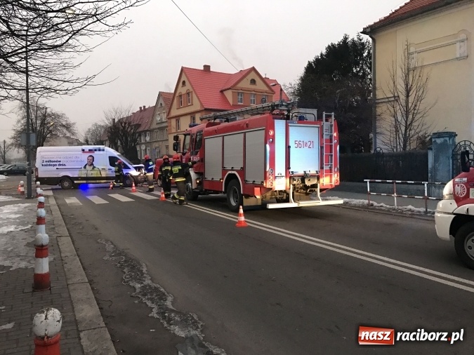Zdjęcie w galerii na portalu naszraciborz.pl: Zderzenie na skrzyżowaniu Ogrodowa-Słowackiego-Karola Miarki wiadomości z regionu