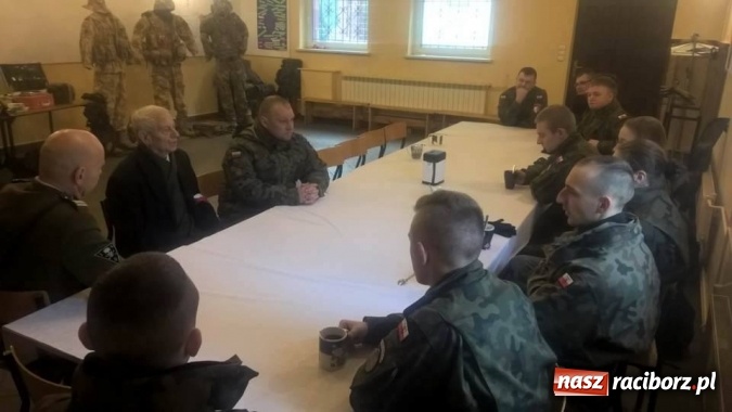 Zdjęcie w galerii na portalu naszraciborz.pl: Jednostka Strzelecka z Raciborza na uroczystościach 75. rocznicy powstania Armii Krajowej wiadomości z regionu