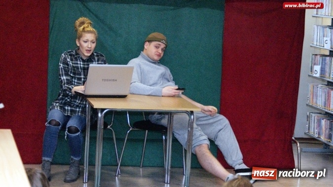Zdjęcie w galerii na portalu naszraciborz.pl: Teatr Maska ponownie w raciborskiej bibliotece  wiadomości z regionu