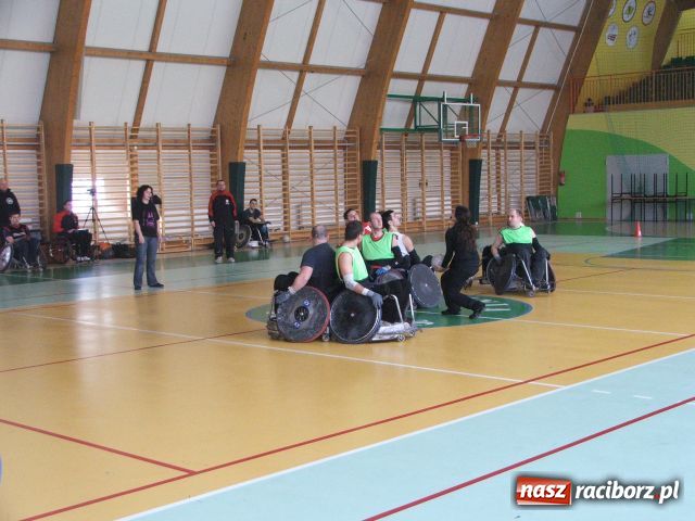 Zdjęcie w galerii na portalu naszraciborz.pl: Sprawni połamańcy czyli rugby na wózkach wiadomości z regionu