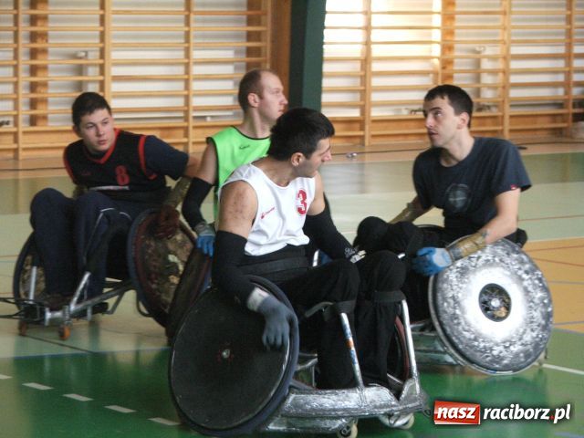 Zdjęcie w galerii na portalu naszraciborz.pl: Sprawni połamańcy czyli rugby na wózkach wiadomości z regionu
