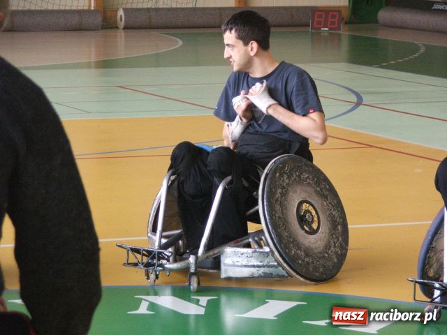 Zdjęcie w galerii na portalu naszraciborz.pl: Sprawni połamańcy czyli rugby na wózkach wiadomości z regionu