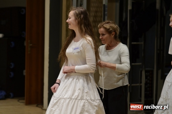 Zdjęcie w galerii na portalu naszraciborz.pl: ALLchemia - nauka, sztuka, zabawa - wyjątkowy spektakl w RCK wiadomości z regionu