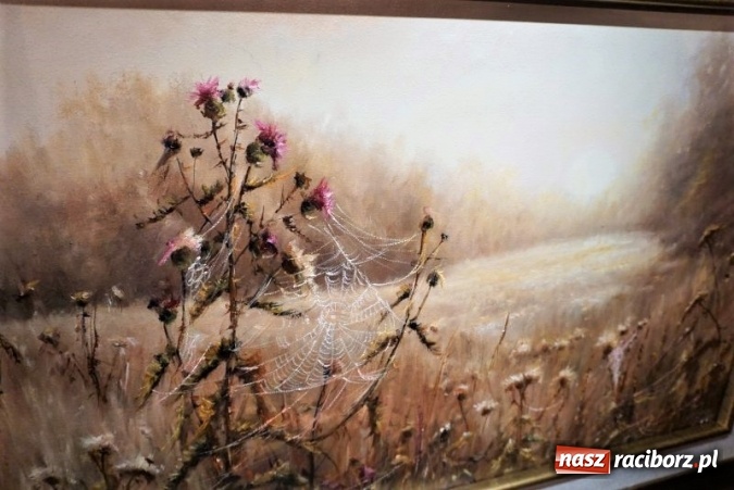 Zdjęcie w galerii na portalu naszraciborz.pl: W siedzibie TMZR można oglądać wystawę Barbary Kaszy i Piotra Wiedera  wiadomości z regionu