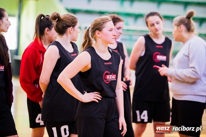 Zdjęcie w galerii na portalu naszraciborz.pl: Koszykarki z I LO najlepsze w miejskich finałach wiadomości z regionu