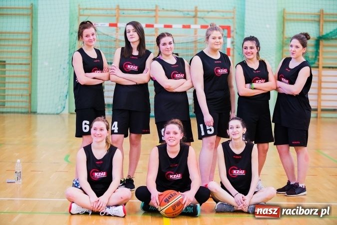 Zdjęcie w galerii na portalu naszraciborz.pl: Koszykarki z I LO najlepsze w miejskich finałach wiadomości z regionu