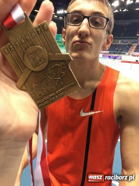 Zdjęcie w galerii na portalu naszraciborz.pl: Lekkoatletyka. Szkoła Mistrzostwa Sportowego na piątkę  wiadomości z regionu