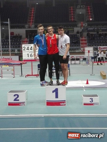 Zdjęcie w galerii na portalu naszraciborz.pl: Lekkoatletyka. Szkoła Mistrzostwa Sportowego na piątkę  wiadomości z regionu