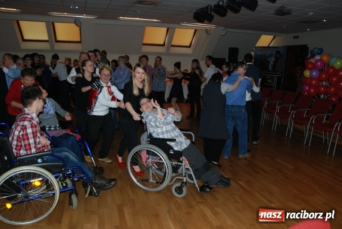 Zdjęcie w galerii na portalu naszraciborz.pl: Zabawa karnawałowa Warsztatu Terapii Zajęciowej wiadomości z regionu