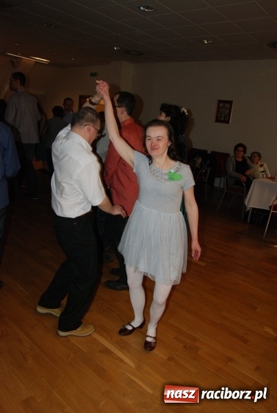 Zdjęcie w galerii na portalu naszraciborz.pl: Zabawa karnawałowa Warsztatu Terapii Zajęciowej wiadomości z regionu