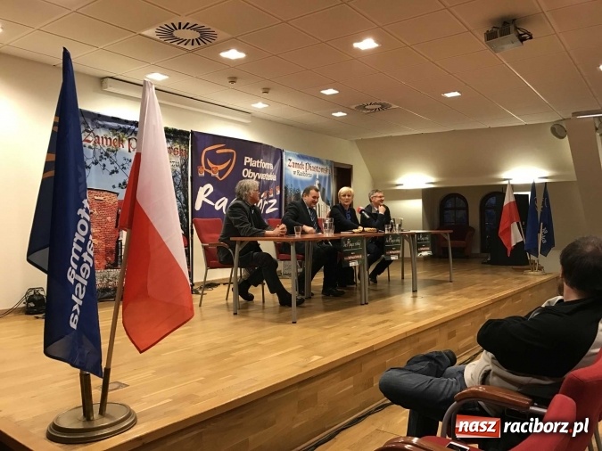 Zdjęcie w galerii na portalu naszraciborz.pl: Posłowie Platformy Obywatelskiej o rządach PiS i swoich porażkach na raciborskim zamku wiadomości z regionu