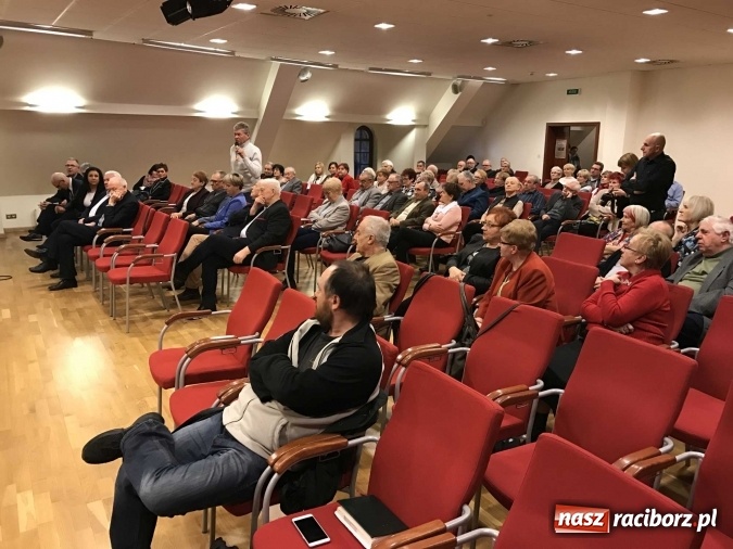 Zdjęcie w galerii na portalu naszraciborz.pl: Posłowie Platformy Obywatelskiej o rządach PiS i swoich porażkach na raciborskim zamku wiadomości z regionu