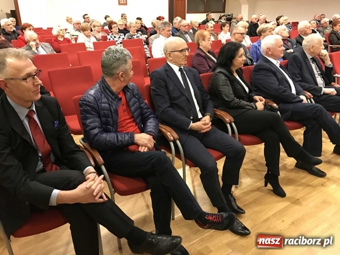 Zdjęcie w galerii na portalu naszraciborz.pl: Posłowie Platformy Obywatelskiej o rządach PiS i swoich porażkach na raciborskim zamku wiadomości z regionu