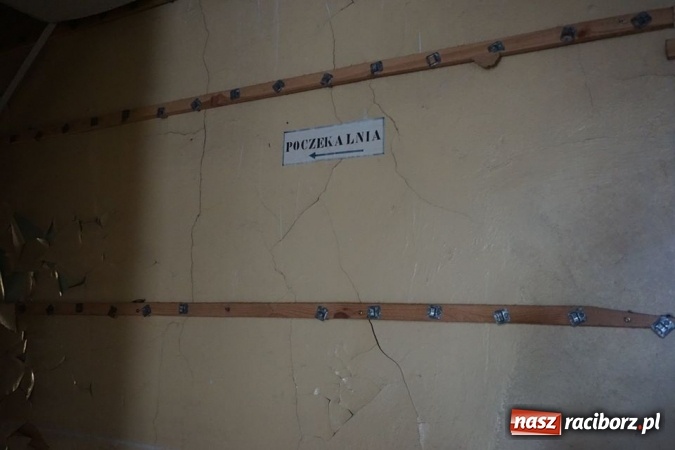 Zdjęcie w galerii na portalu naszraciborz.pl: Eksploratorzy ze Stowarzyszenia Odra 1945 weszli do starej komendy ZDJĘCIA wiadomości z regionu