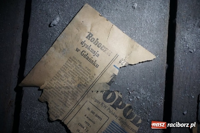 Zdjęcie w galerii na portalu naszraciborz.pl: Eksploratorzy ze Stowarzyszenia Odra 1945 weszli do starej komendy ZDJĘCIA wiadomości z regionu