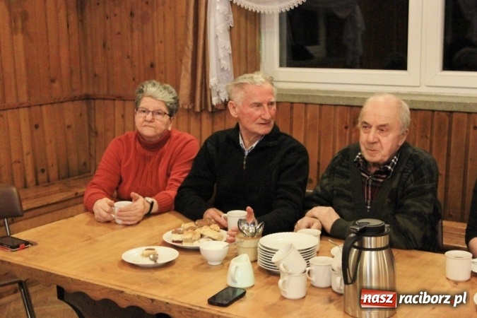 Zdjęcie w galerii na portalu naszraciborz.pl: Bezpieczna rodzina, czyli spotkanie z policjantem w OSP w Wojnowicach wiadomości z regionu